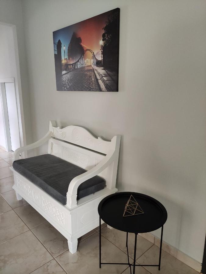 D&D Apartment Пиргос Экстерьер фото